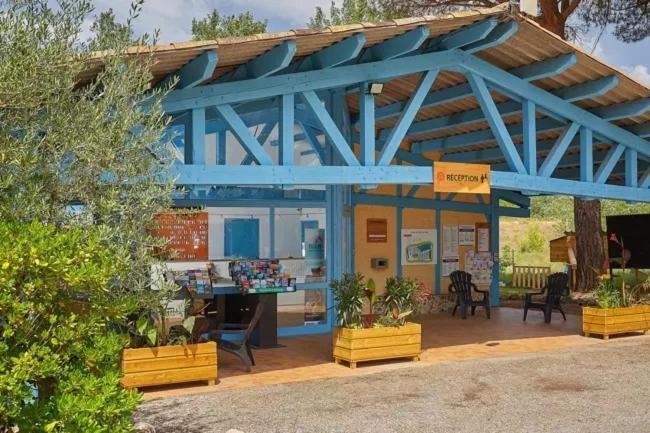 Mobil Home Tout Confort 6 Personnes Climatise Au Pied Du Luberon La Roque-d'Antheron Kültér fotó