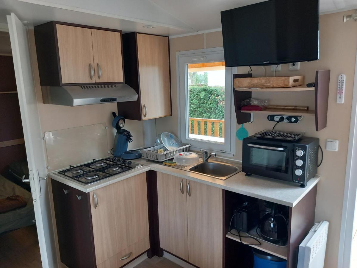 Mobil Home Tout Confort 6 Personnes Climatise Au Pied Du Luberon La Roque-d'Antheron Kültér fotó