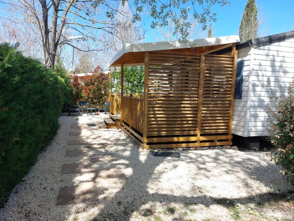 Mobil Home Tout Confort 6 Personnes Climatise Au Pied Du Luberon La Roque-d'Antheron Kültér fotó