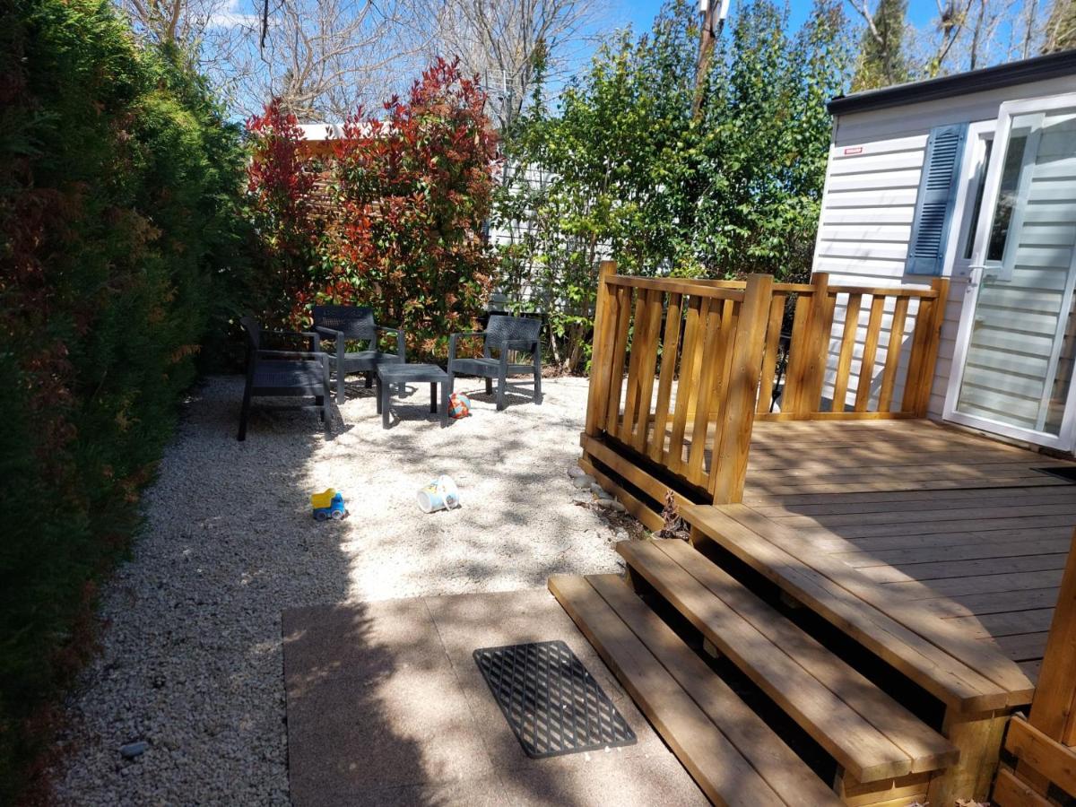 Mobil Home Tout Confort 6 Personnes Climatise Au Pied Du Luberon La Roque-d'Antheron Kültér fotó